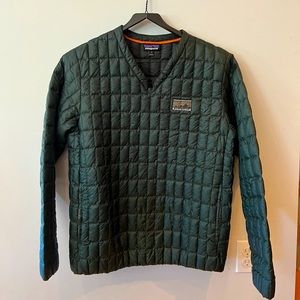 Patagonia Men's Recycled Down V-Neck Pullover